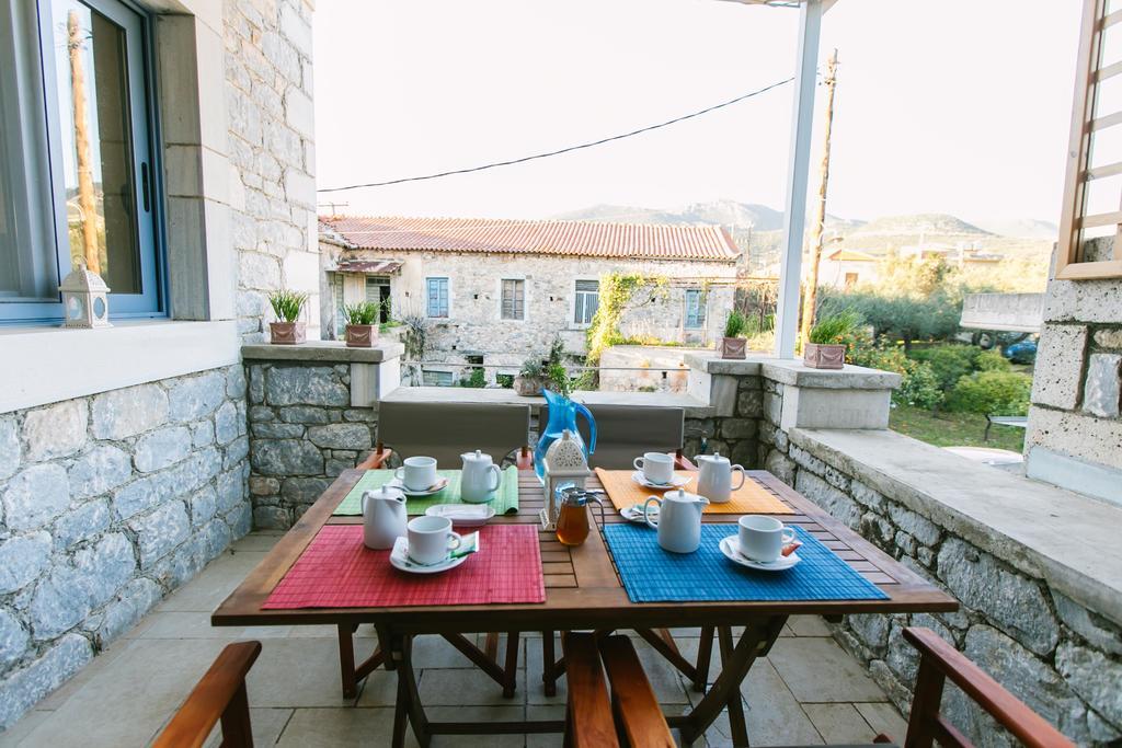 Maistros Kardamyli Apartments Extérieur photo